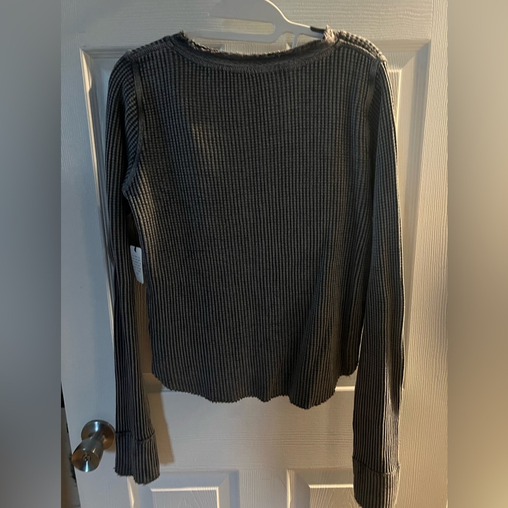 NWT Free People Gray Waffle Knit Long Sleeve Top - Picture 8 of 9